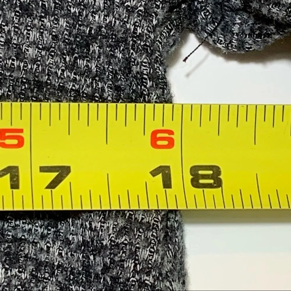 J. Crew Black Tweed Crewneck Long Sleeve Sweater‎ S